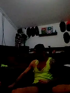 Snapshot of eltoulou chatting on 01-20-25, 04:23 eltoulou online show from 01-20-25, 04:23