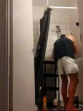 Snapshot of eltoulou chatting on 01-30-25, 05:17 eltoulou online show from 01-30-25, 05:17