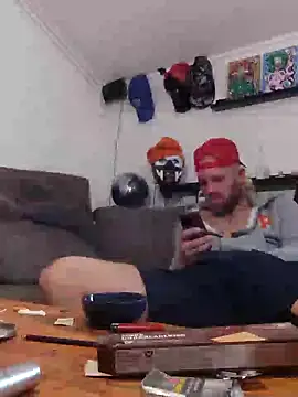 Snapshot of eltoulou chatting on 02-04-25, 01:38 eltoulou online show from 02-04-25, 01:38