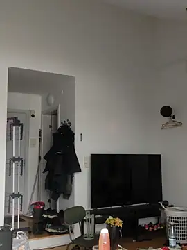 Snapshot of eltoulou chatting on 03-12-25, 11:42 eltoulou online show from 03-12-25, 11:42