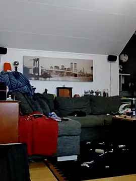 Snapshot of eltoulou chatting on 09-13-25, 09:47 eltoulou online show from 09-13-25, 09:47