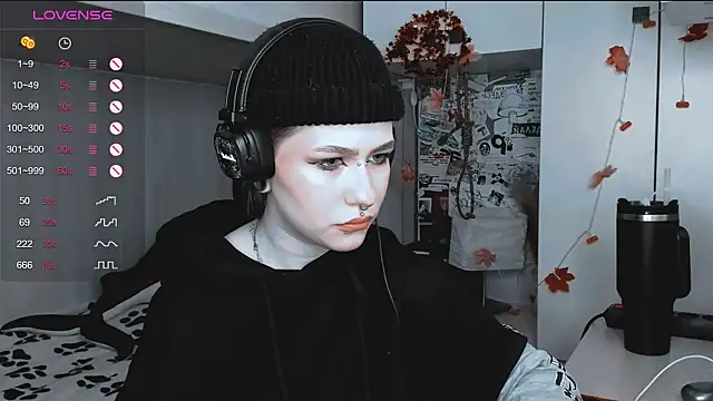 Snapshot of say_mary chatting on 03-08-25, 08:11 say mary online show from 03-08-25, 08:11