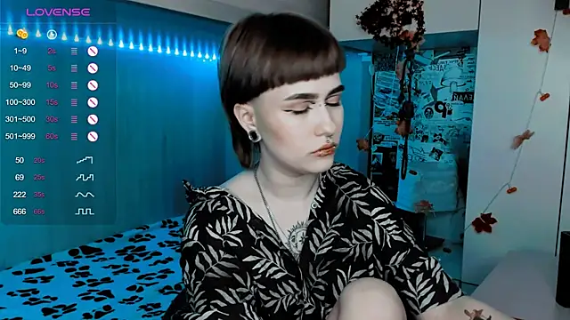 Snapshot of say_mary chatting on 03-21-25, 11:12 say mary online show from 03-21-25, 11:12