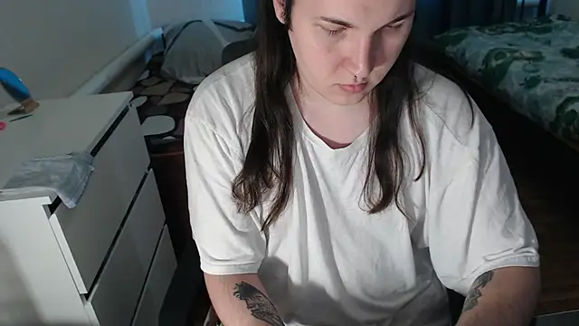 EvaMiron online show from 12-16-25, 09:36