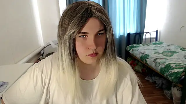 EvaMiron online show from 04-14-26, 10:43