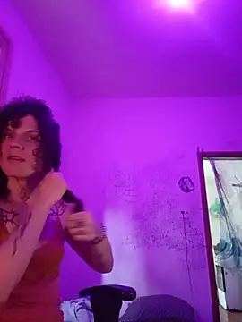 Snapshot of SuccubusTatuada chatting on 02-08-26, 03:26 SuccubusTatuada online show from 02-08-26, 03:26