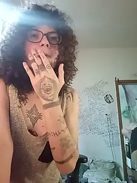 Snapshot of SuccubusTatuada chatting on 02-21-26, 10:16 SuccubusTatuada online show from 02-21-26, 10:16