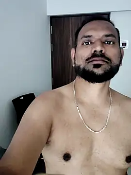 lovbombayduck11 online show from 09-17-25, 03:52