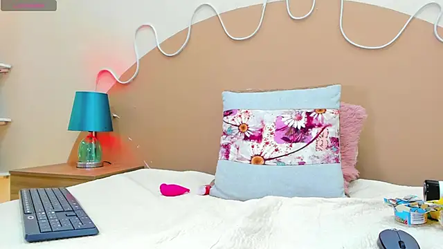 natasha jurado online show from 02-01-25, 04:03