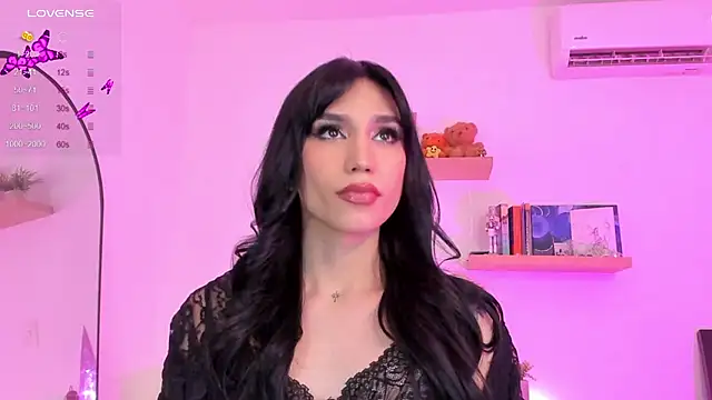 Snapshot of rose_saenz chatting on 12-15-24, 04:04 rose saenz online show from 12-15-24, 04:04