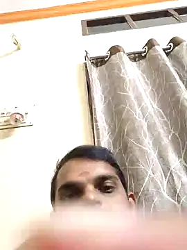 Snapshot of Ashish02345 chatting on 01-14-25, 07:11 Ashish02345 online show from 01-14-25, 07:11