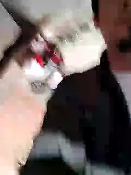 Snapshot of Rejy1992 chatting on 12-25-24, 01:51 Rejy1992 online show from 12-25-24, 01:51