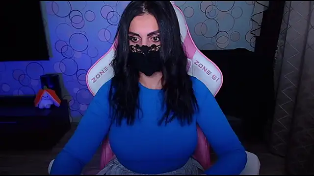   Yasmina   online show from 10-08-25, 04:32