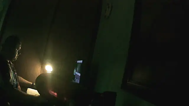 Snapshot of perversalus chatting on 09-18-25, 03:58 perversalus online show from 09-18-25, 03:58