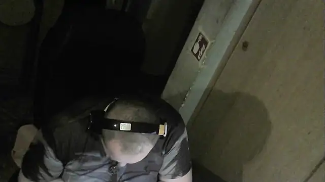 Snapshot of perversalus chatting on 10-29-25, 07:26 perversalus online show from 10-29-25, 07:26