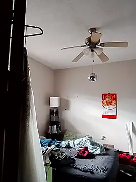 Snapshot of Everlyrose27 chatting on 01-07-26, 05:04 Everlyrose27 online show from 01-07-26, 05:04