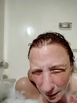 Snapshot of Everlyrose27 chatting on 01-09-26, 02:53 Everlyrose27 online show from 01-09-26, 02:53