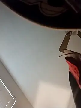 Snapshot of Everlyrose27 chatting on 03-03-26, 09:53 Everlyrose27 online show from 03-03-26, 09:53