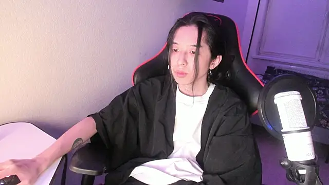 wexlee7 online show from 02-25-26, 10:52