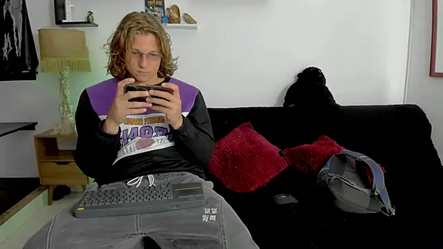 Tom Krakow online show from 01-15-25, 08:37