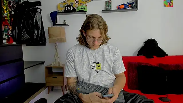 Tom Krakow online show from 01-16-25, 06:59