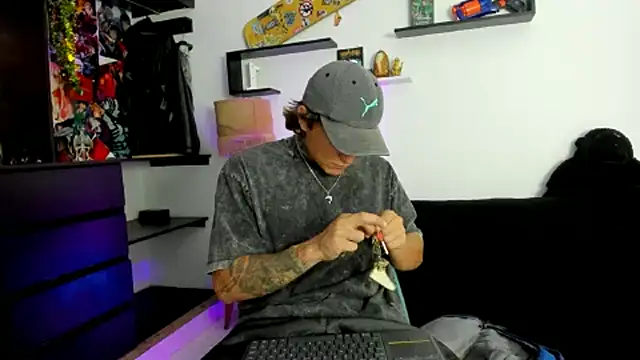 Tom Krakow online show from 03-10-25, 08:34