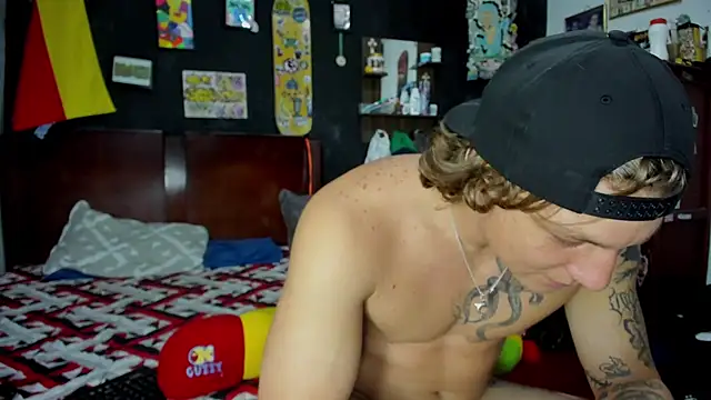 Tom Krakow online show from 11-16-25, 06:57