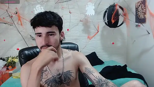 Snapshot of DmitriSanders chatting on 12-06-24, 12:45 DmitriSanders online show from 12-06-24, 12:45