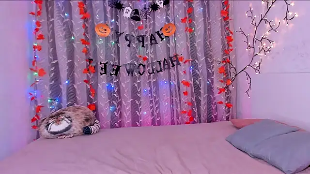 space cowgirl online show from 11-08-25, 07:01