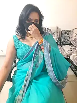 Snapshot of khushikhushi chatting on 12-26-24, 04:58 khushikhushi online show from 12-26-24, 04:58