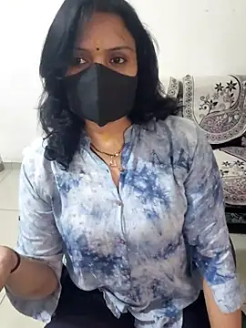 Snapshot of khushikhushi chatting on 02-06-26, 09:45 khushikhushi online show from 02-06-26, 09:45