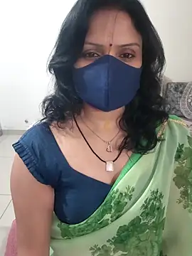 Snapshot of khushikhushi chatting on 02-18-26, 06:31 khushikhushi online show from 02-18-26, 06:31