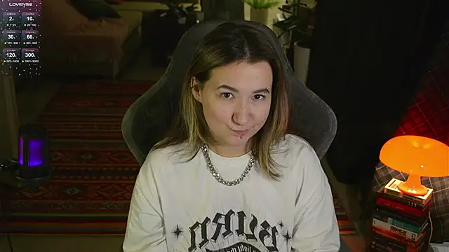 Megan  Hart online show from 02-26-25, 01:21