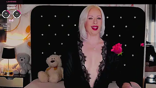 OliviaShaw23 online show from 11-14-25, 09:02