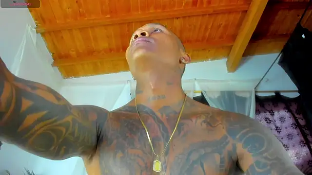 esteveen ortegas  online show from 11-25-25, 10:10