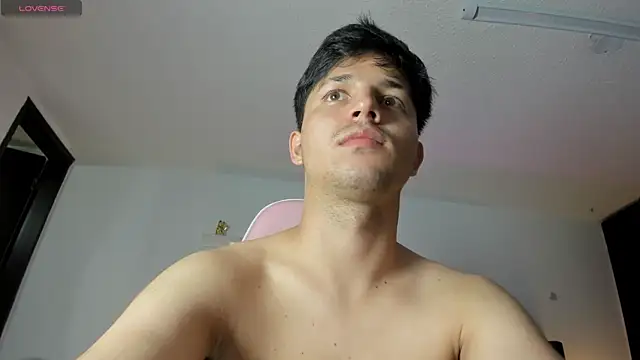 Issac james  online show from 09-13-25, 04:56