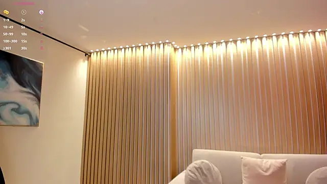 Snapshot of PaulinaSantos_ chatting on 03-22-25, 01:32 PaulinaSantos online show from 03-22-25, 01:32