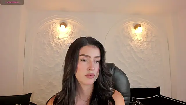 Snapshot of PaulinaSantos_ chatting on 10-03-25, 07:22 PaulinaSantos online show from 10-03-25, 07:22