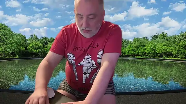 LondonTeffy online show from 12-17-24, 10:43