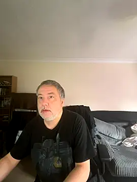 LondonTeffy online show from 10-10-25, 10:03