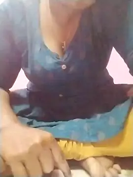 Snapshot of Tamilpriya46 chatting on 01-17-25, 07:41 Tamilpriya46 online show from 01-17-25, 07:41