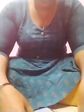 Snapshot of Tamilpriya46 chatting on 01-21-25, 11:13 Tamilpriya46 online show from 01-21-25, 11:13