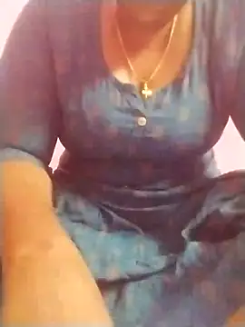 Snapshot of Tamilpriya46 chatting on 02-02-25, 11:08 Tamilpriya46 online show from 02-02-25, 11:08