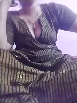 Snapshot of Tamilpriya46 chatting on 02-21-25, 07:56 Tamilpriya46 online show from 02-21-25, 07:56