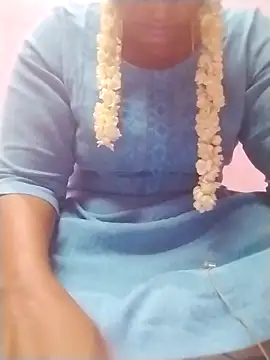 Snapshot of Tamilpriya46 chatting on 03-02-25, 05:25 Tamilpriya46 online show from 03-02-25, 05:25