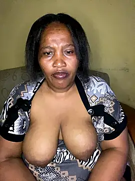 Snapshot of Amandious chatting on 01-12-26, 07:19 Amandious online show from 01-12-26, 07:19