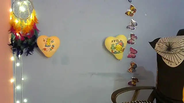 Black cat cutie online show from 12-11-24, 03:45