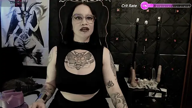 Evil Queen 666 online show from 12-04-24, 08:23