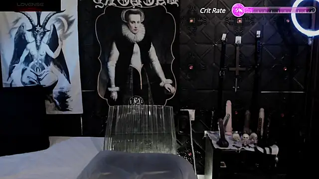 Evil Queen 666 online show from 02-21-25, 04:40