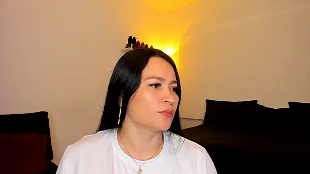 leslie k online show from 02-26-25, 01:43